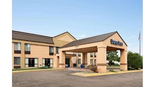 Days Inn by Wyndham Fargo