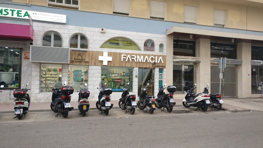 Foto farmacia Farmacia Los Ministerios (Lda. Juana del Campo Gimenez)