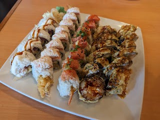 Meeka Sushi | Japanese Restaurant