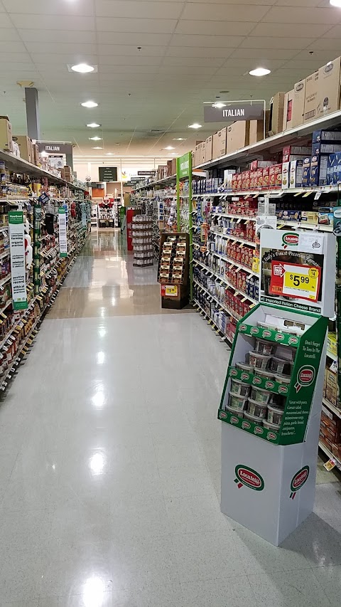 Photo of Giant Food - 25050 Riding Plaza, Chantilly, VA 20152, USA