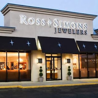 Ross Simons Jewelry Store in Warwick, RI