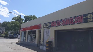 Free Oil Change in Teaneck