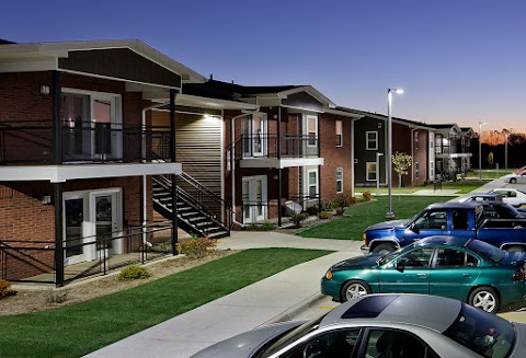 Photo of Bluff Apartments - 5202 River Valley Road, Fort Madison, IA 52627, USA