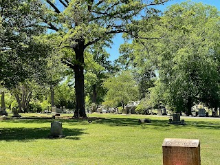 Historic Elmwood Pinewood Cemetery