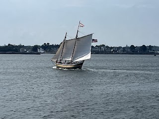 Fame of Salem Sailboat Tour