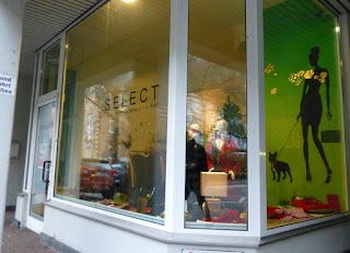 SELECT – Secondhand-Modegeschäft für Markenkleidung