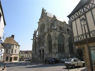 Stéphane Hadjaje, Notaire. Bureau notarié dans les Yvelines