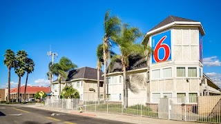 Motel 6 Riverside, CA - South