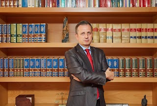 Salceda & Abogados