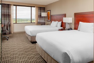 DoubleTree by Hilton Hotel Kansas City - Overland Park