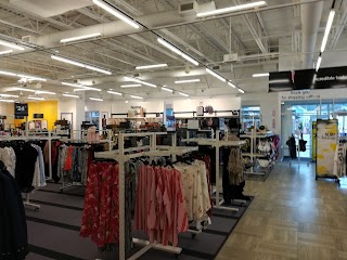 Bloomingdale's Outlet