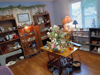 Offering Second Chances Thrift Store & Boutique