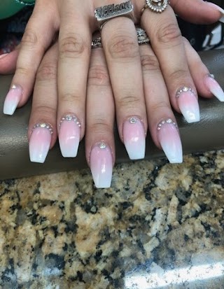 Linda's Nails