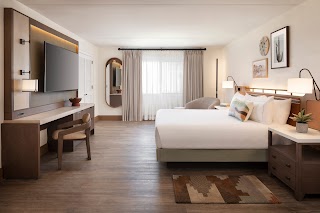 The Scottsdale Resort and Spa, Curio Collection by Hilton