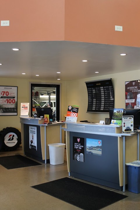 Photo of Day's Tire - 1012 Martin Road, Bloomer, WI 54724, USA