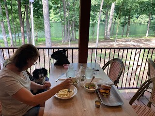 Beavers Bend Lookout Kitchen