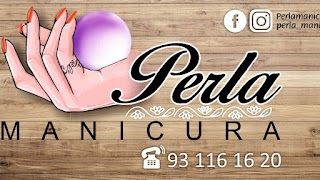 Perla manicura (uñas, estética, belleza)