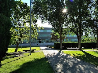 Escuela Técnica Superior de Ingenierías Agrarias de Palencia . Universidad de Valladolid (ETSIAA-UVa)