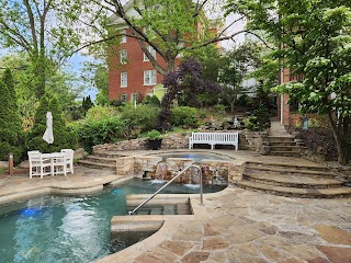 The Martha Washington Inn & Spa