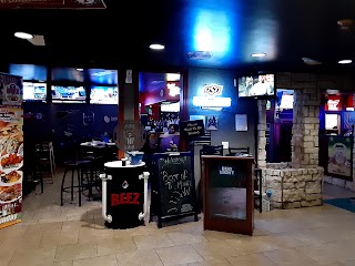 Refz Sports Bar and Grill