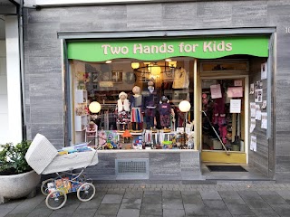 Two Hands for Kids I Kindermode Köln | Neu & Second Hand