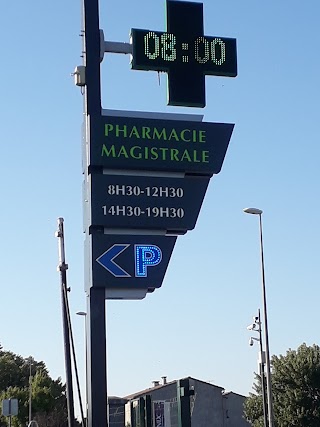 PHARMACIE MAGISTRALE