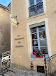 Photo de Les Macarons de Charlou - 20 Rue Saint-Pierre, Vézelay, France