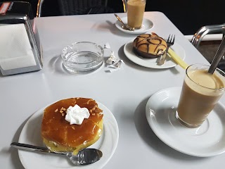 Pastelería Trébol - Cafetería , Heladería, Desayunos