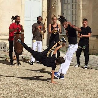 ESQUIVA BRASIL - Capoeira La Rochelle