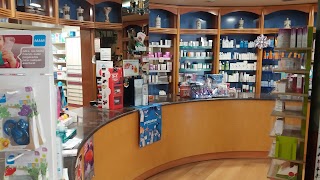 Farmacia Mónica Remón