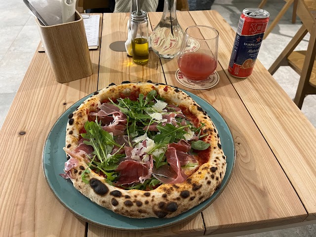 Pizza Gatto Nero