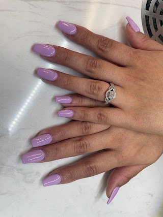 Kelly Nails