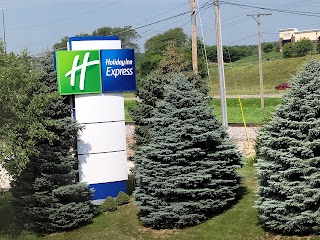 Holiday Inn Express Le Claire Riverfront-Davenport, an IHG Hotel