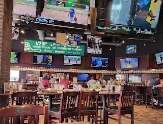 The Greene Turtle Sports Bar & Grille