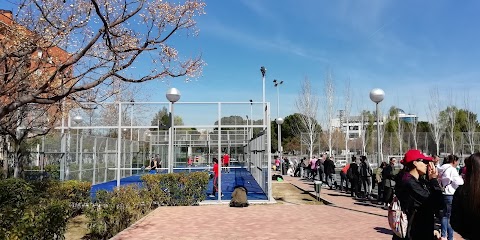 Polideportivo Municipal el Espinillo de Madrid