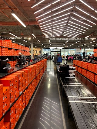 Nike Factory Store - Lakewood