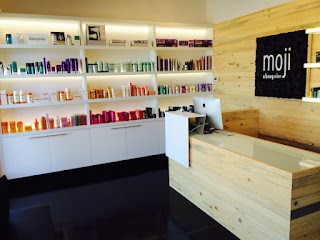 Moji A Bang Salon