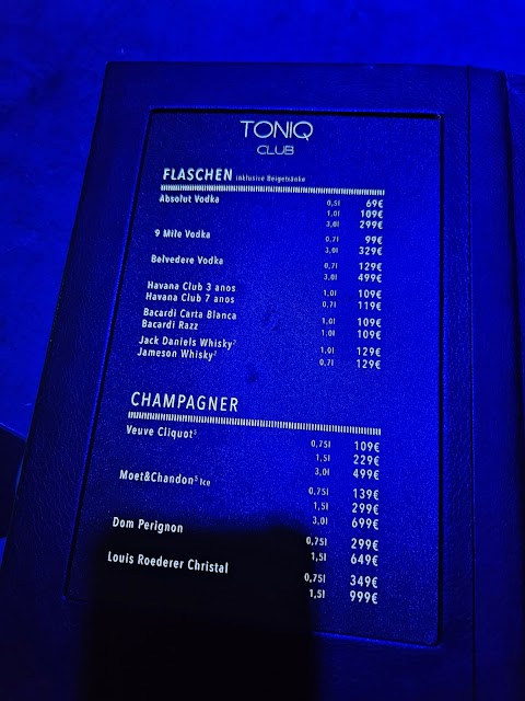 Toniq Club