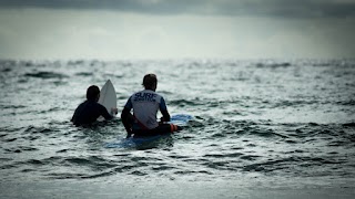 ABSOLUTE SURF - ECOLE DE SURF DE BRETAGNE