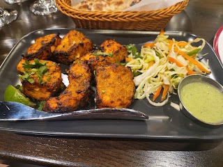 AROMA Indian Grill & Bar