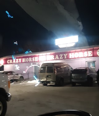 Crazy Horse Saloon