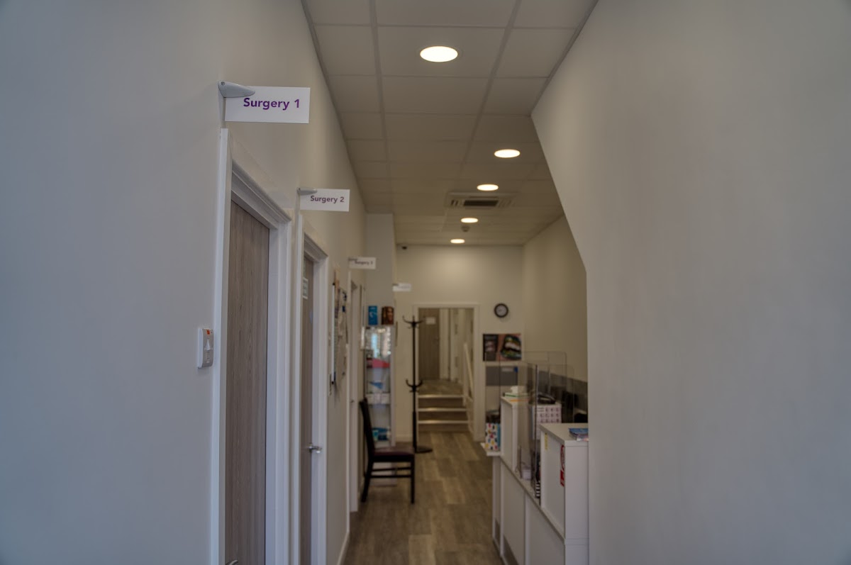 Wallington Smiles Dentist in 19 Woodcote Rd, Wallington SM6 0LH, UK - Dentists featuring Restroom