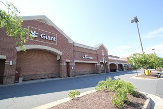 Giant Pharmacy