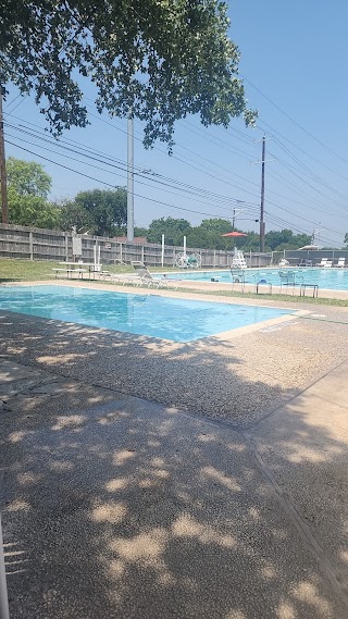 Forest Oaks Pool