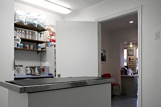 Pet Stop Veterinary Clinic