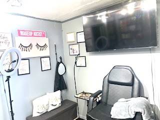 VIP CUTS BARBER AND BEAUTY SALON