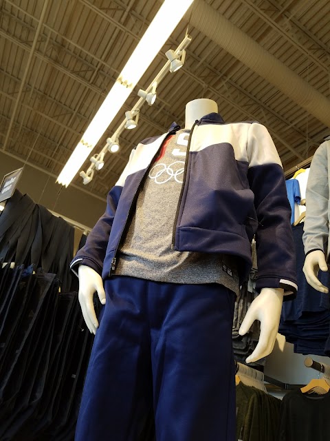 Photo of Old Navy - 4125 Riverdale Road, South Ogden, UT 84405, USA