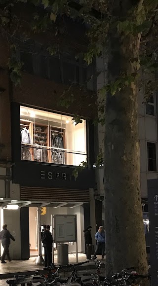 Esprit Store