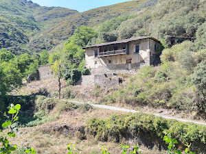 Ruinas de la herrería de Montes