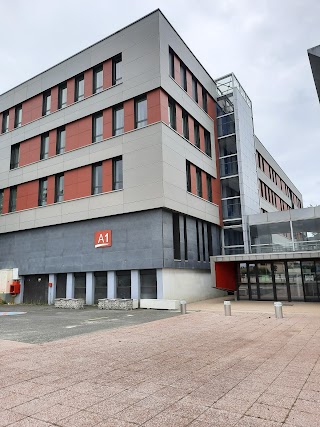 A1 Faculté de Droit et Sciences Sociales - Université de Poitiers